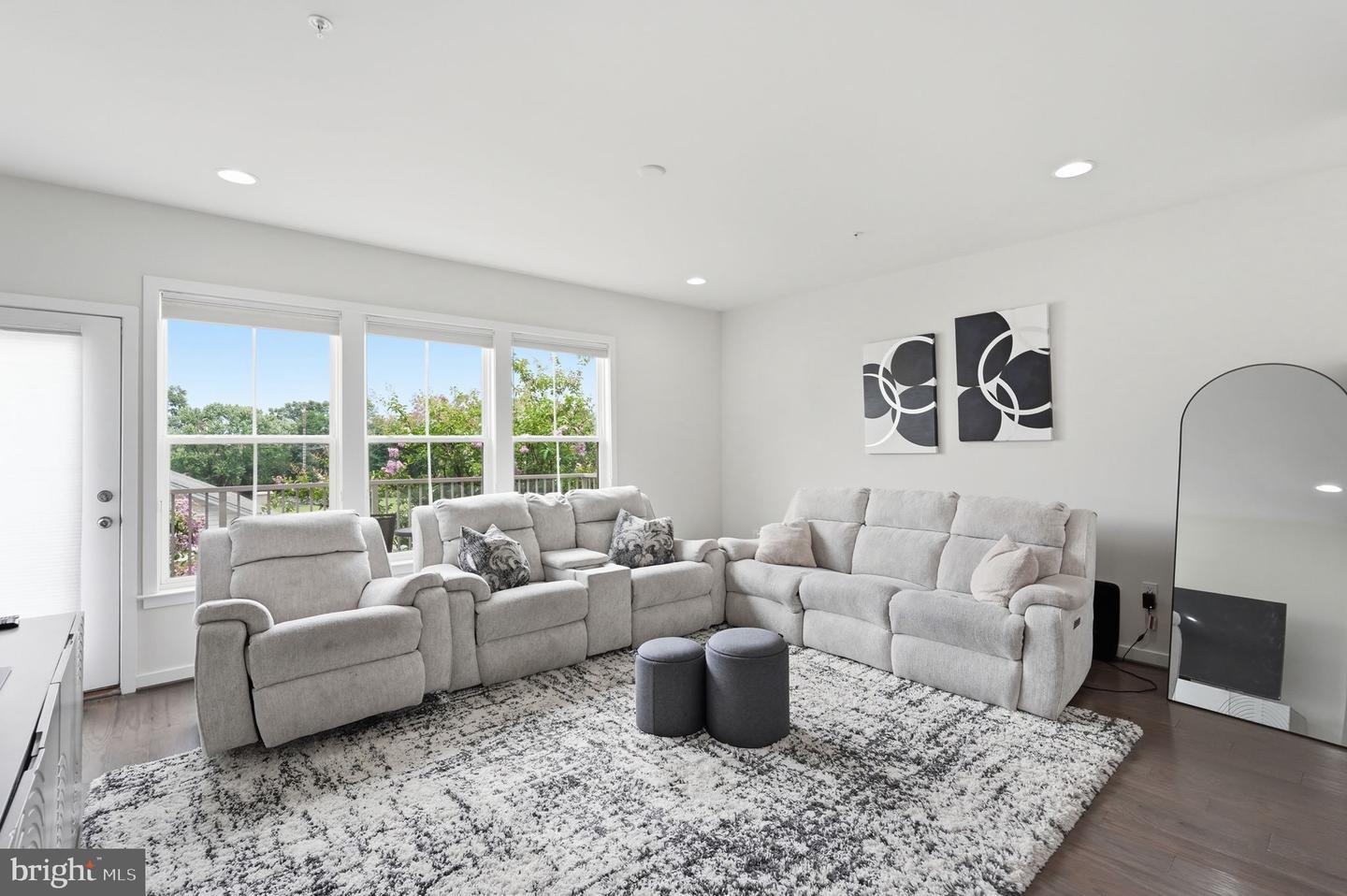 10720 Viognier Ter Property Photo 4