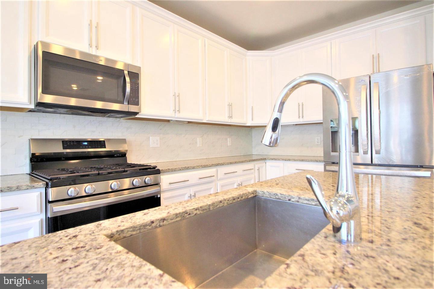 3974 Norton Pl #50 Property Photo 12