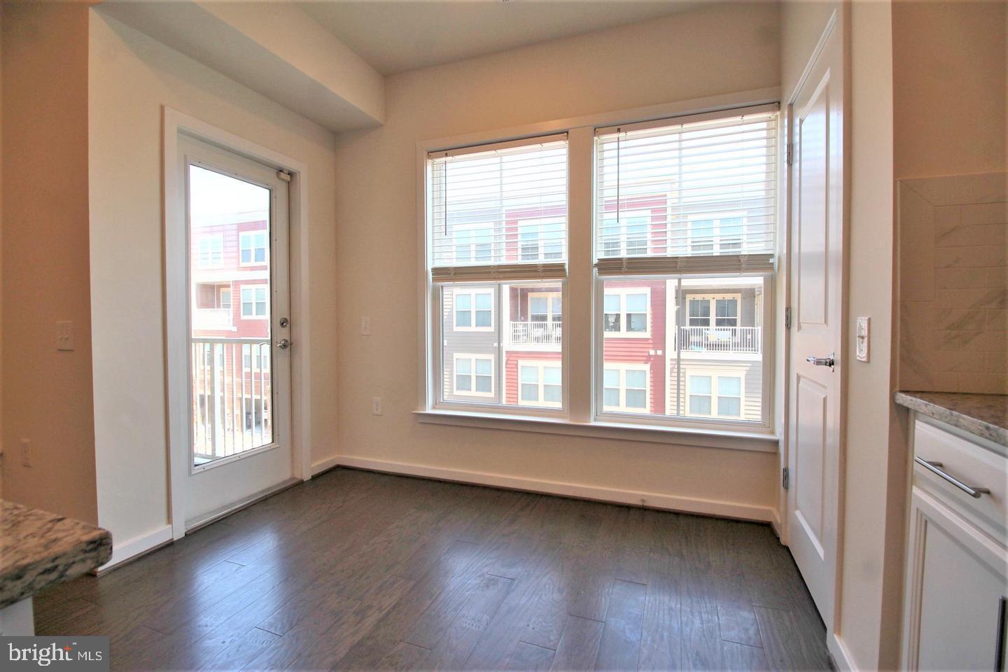3974 Norton Pl #50 Property Photo 13