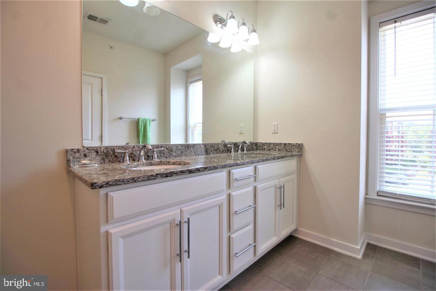 3974 Norton Pl #50 Property Photo 19