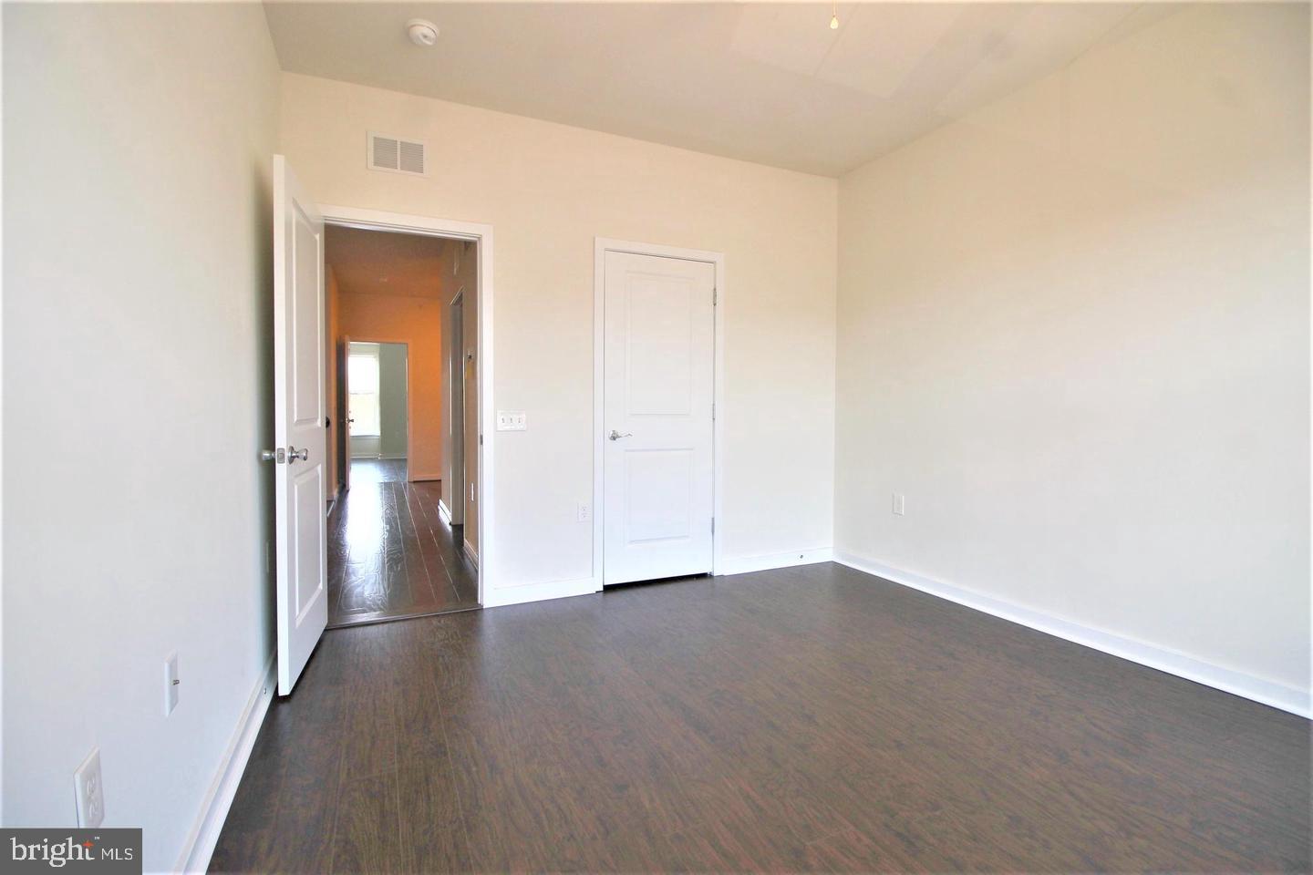 3974 Norton Pl #50 Property Photo 28