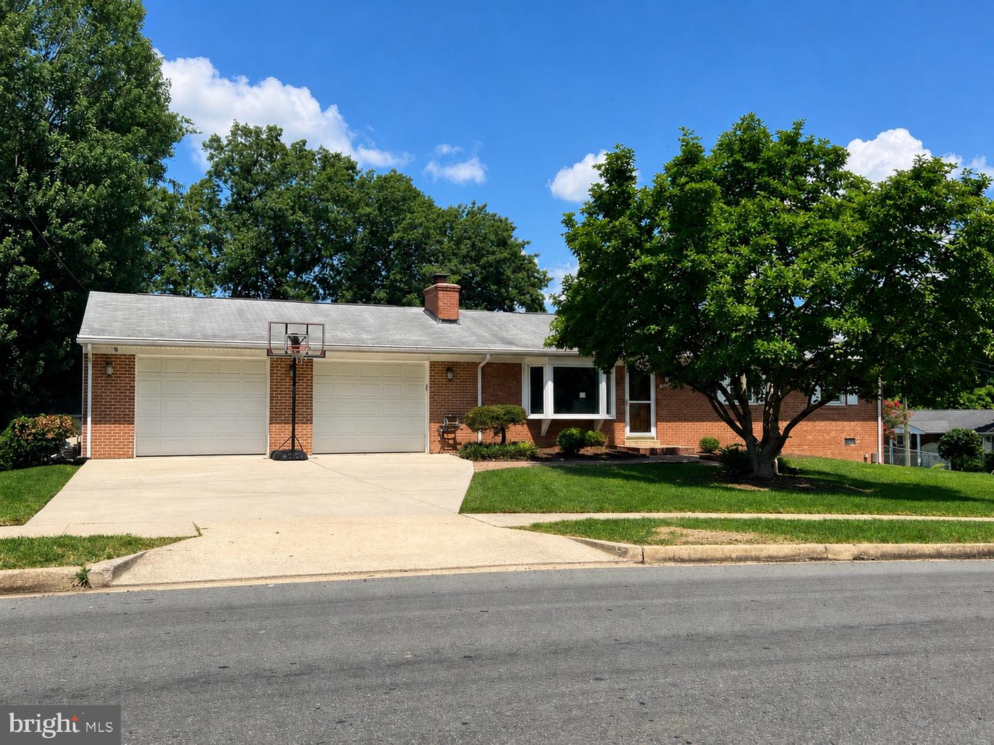 10812 CAROL ST Property Photo 1