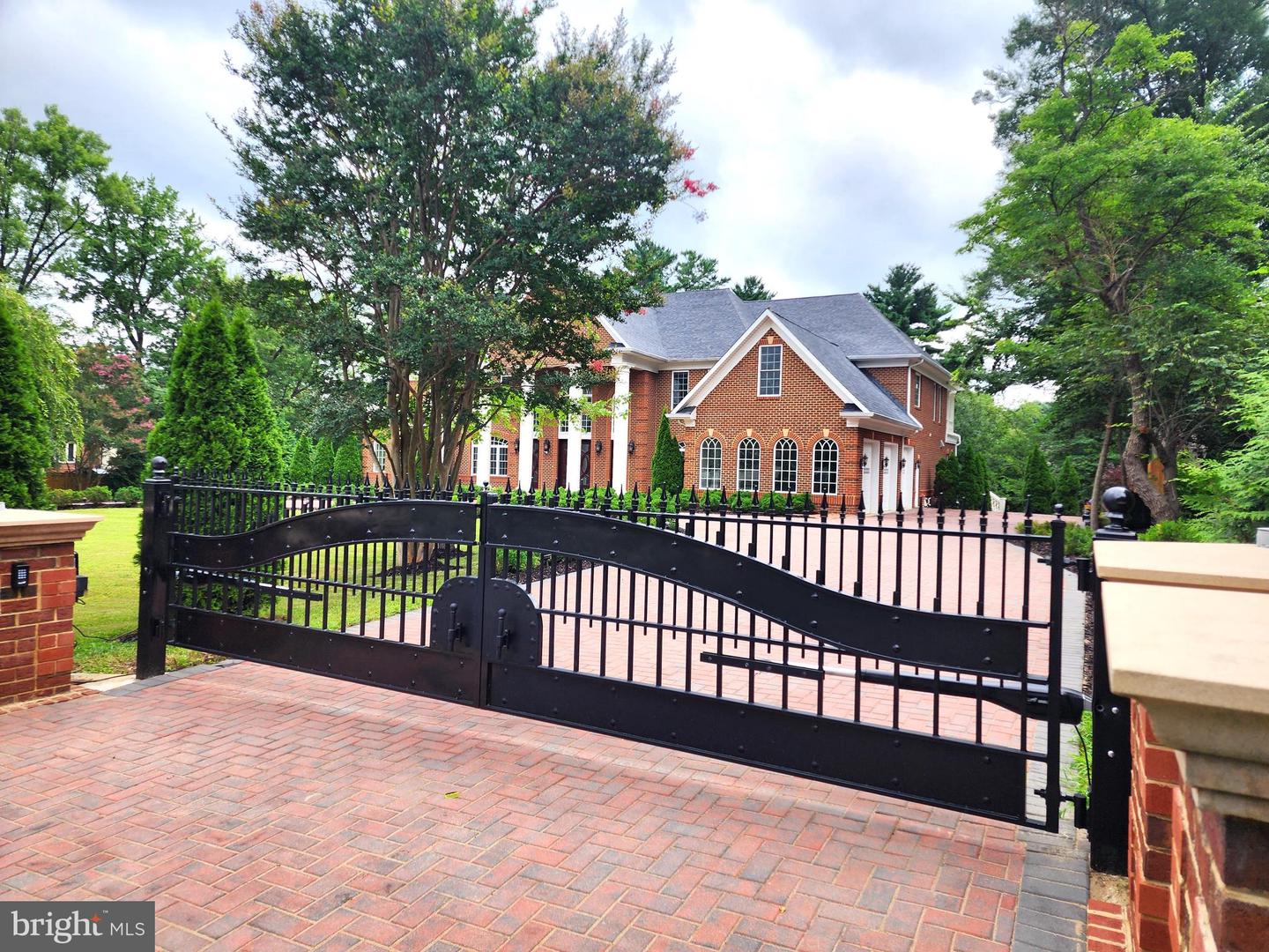 3617 Chain Bridge Rd Property Photo 4
