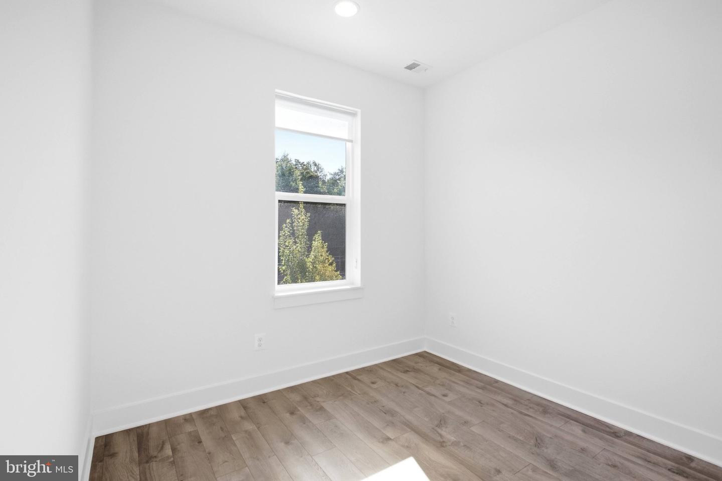 3509 Sutton Heights Cir Property Photo 47