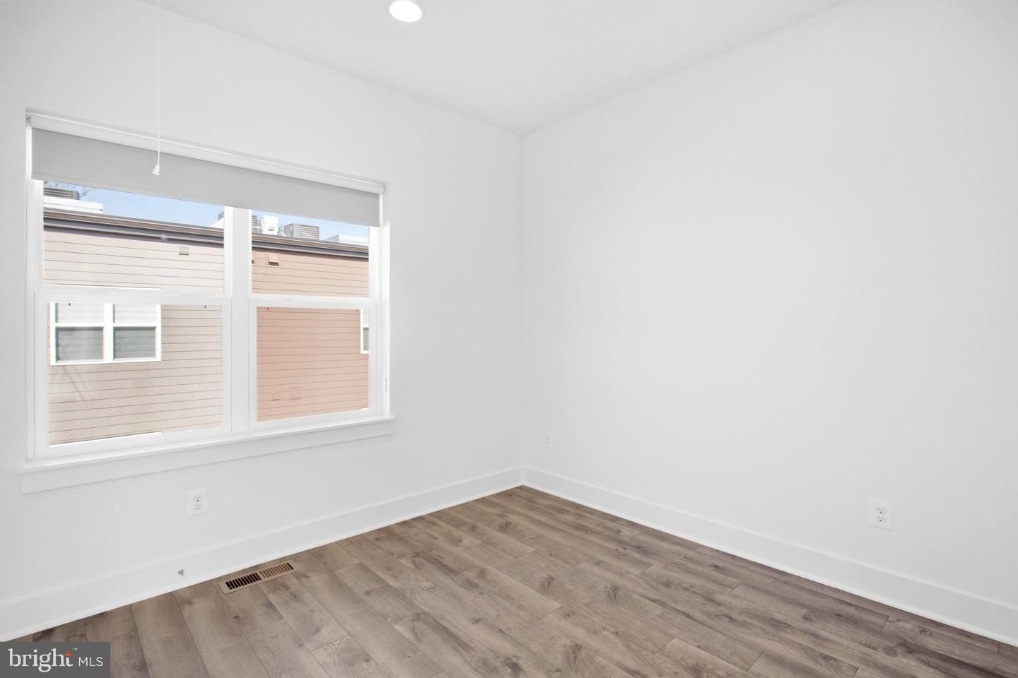 3509 Sutton Heights Cir Property Photo 52