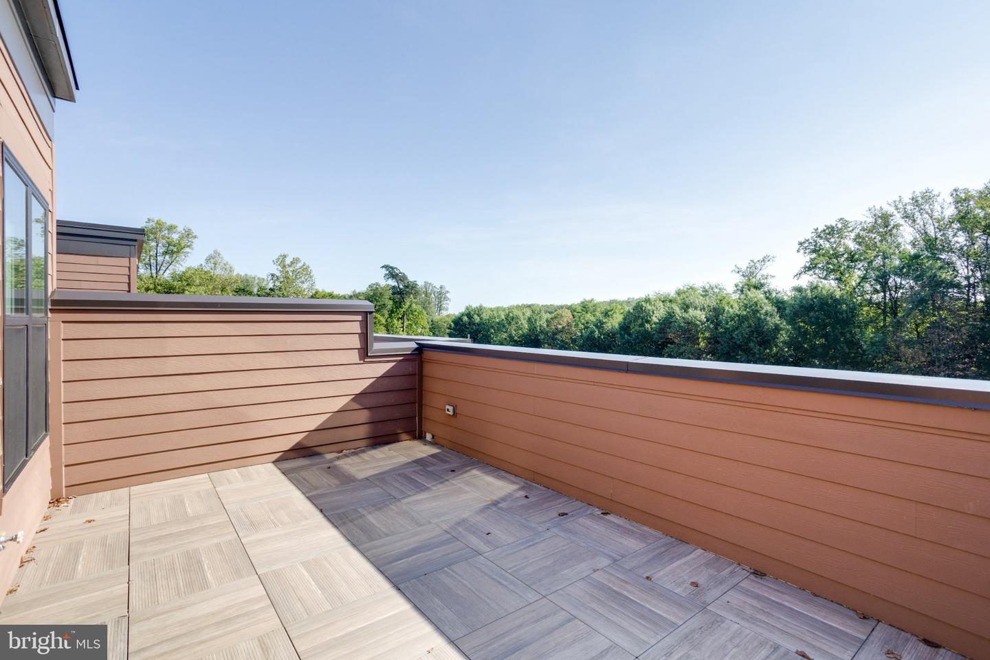 3509 Sutton Heights Cir Property Photo 54