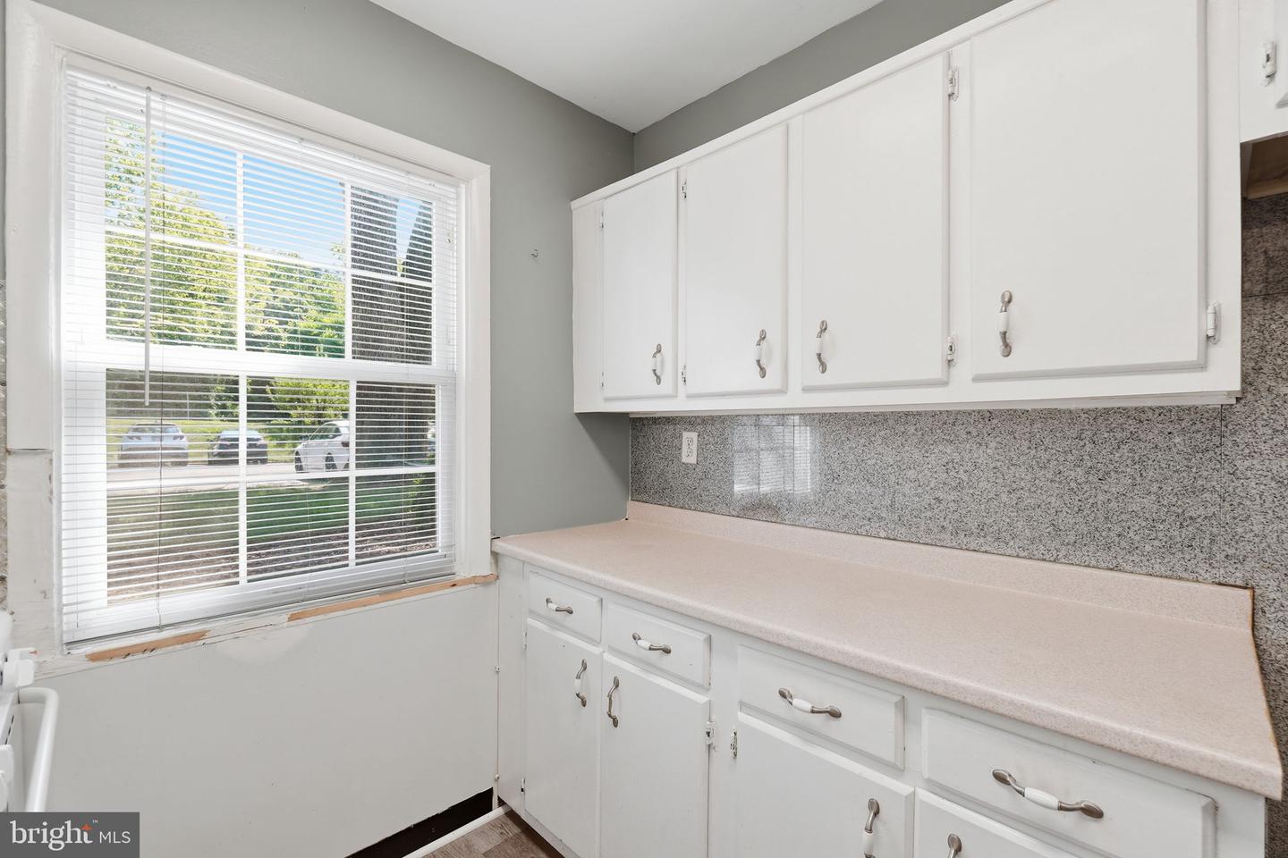 9453 Fairfax Blvd #104 Property Photo 12