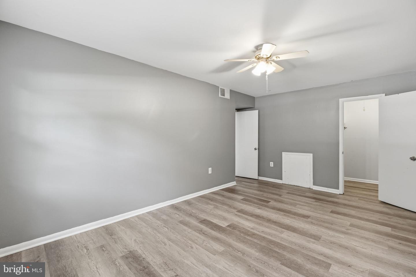 9453 Fairfax Blvd #104 Property Photo 17