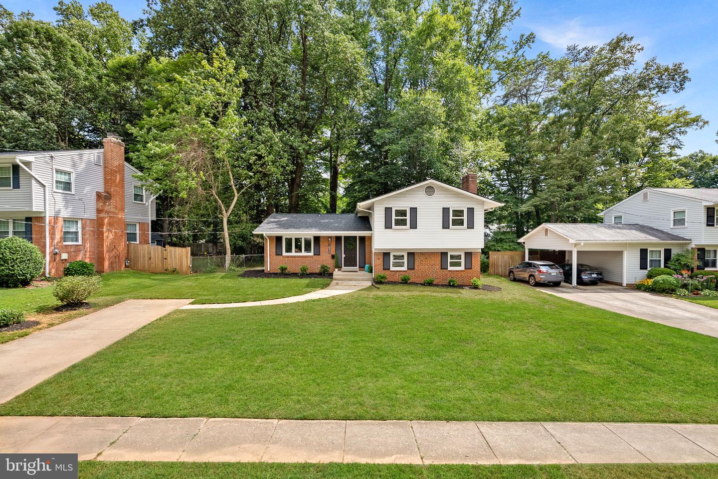 10217 Shiloh St Property Photo 2