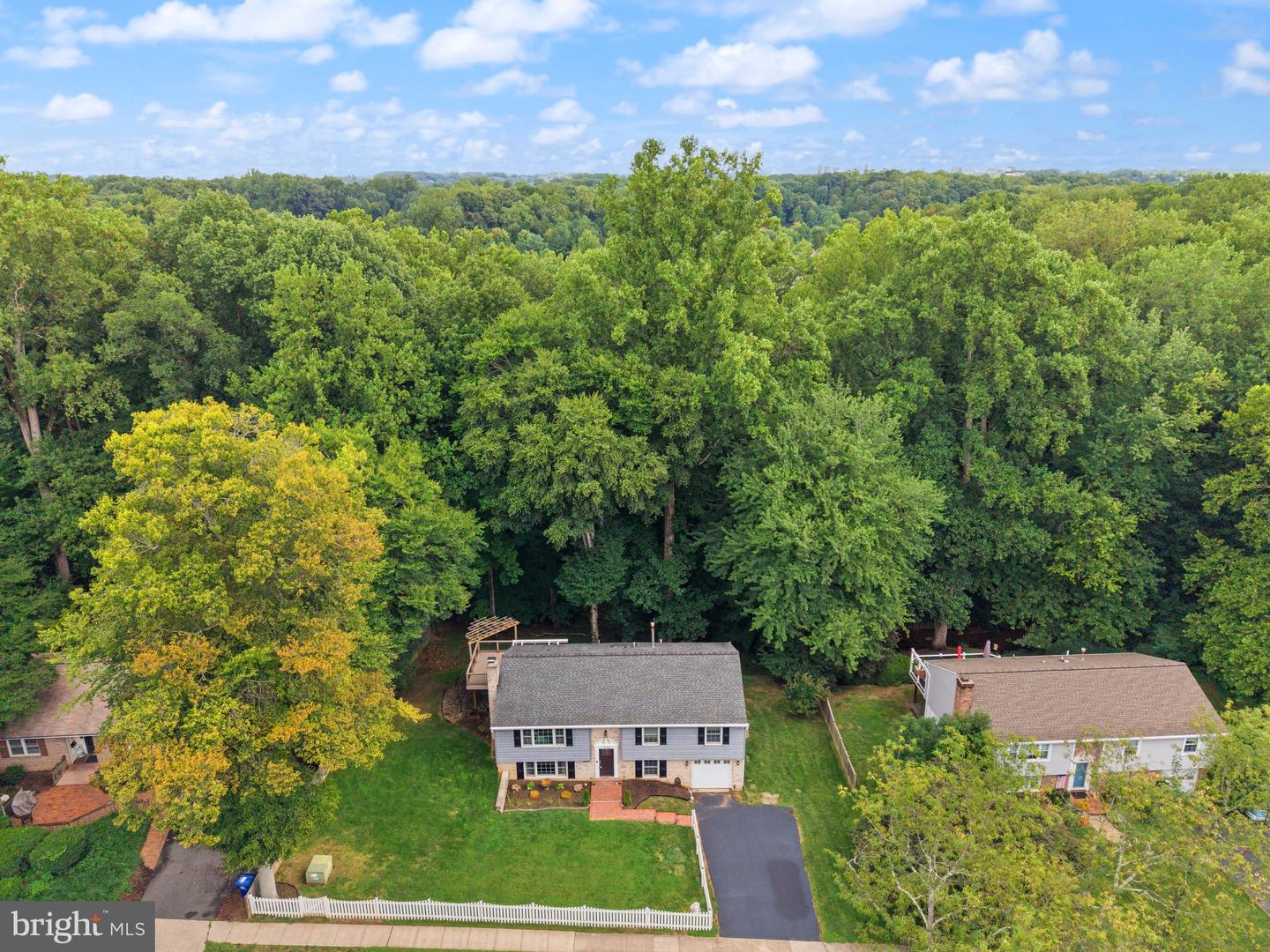 10102 Spring Lake Ter Property Photo 1