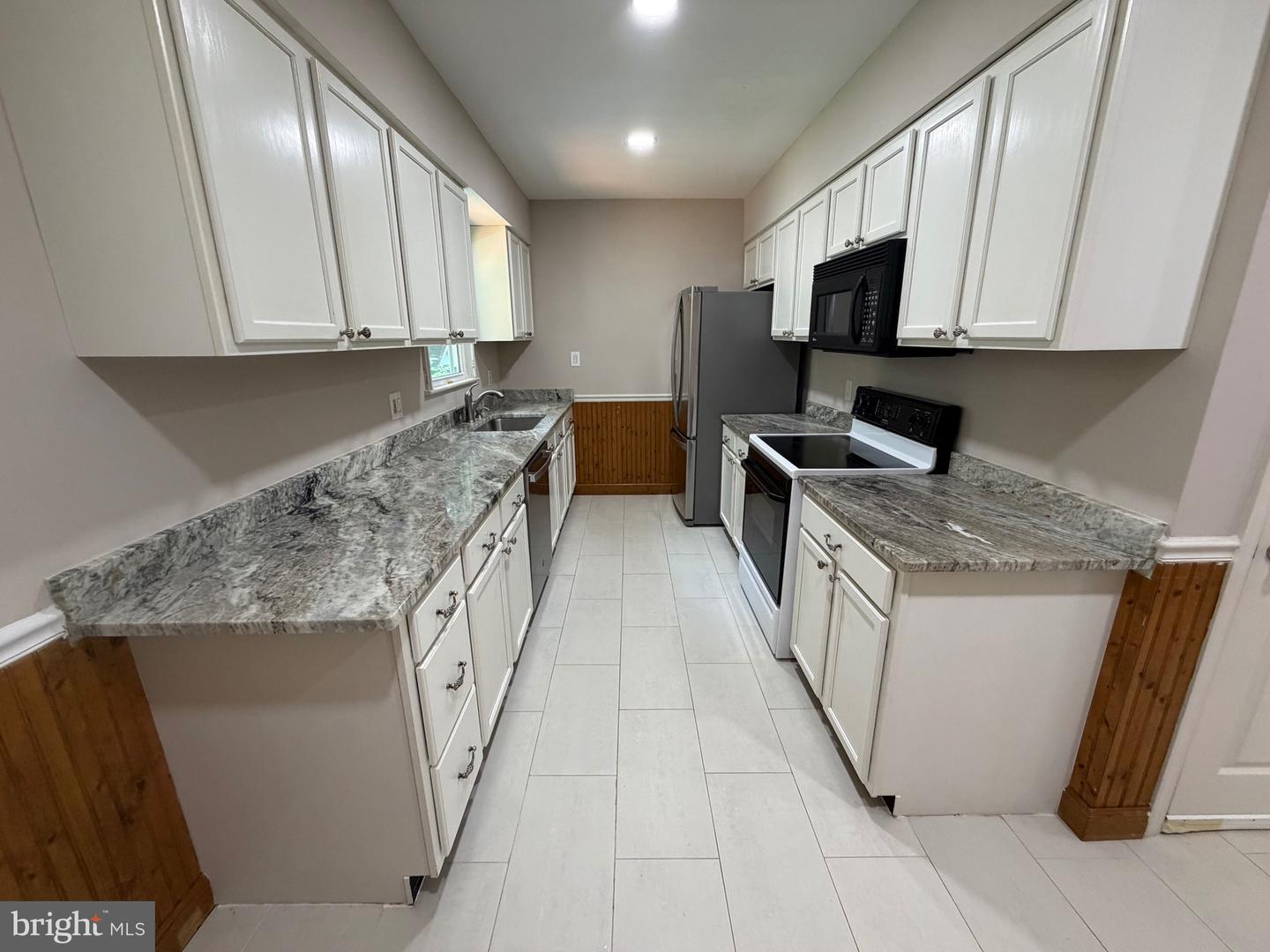 3704 Bevan Dr Property Photo 20