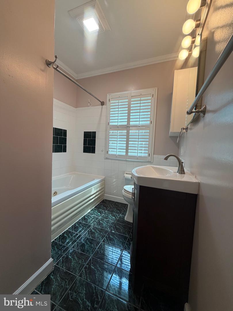 3704 Bevan Dr Property Photo 29