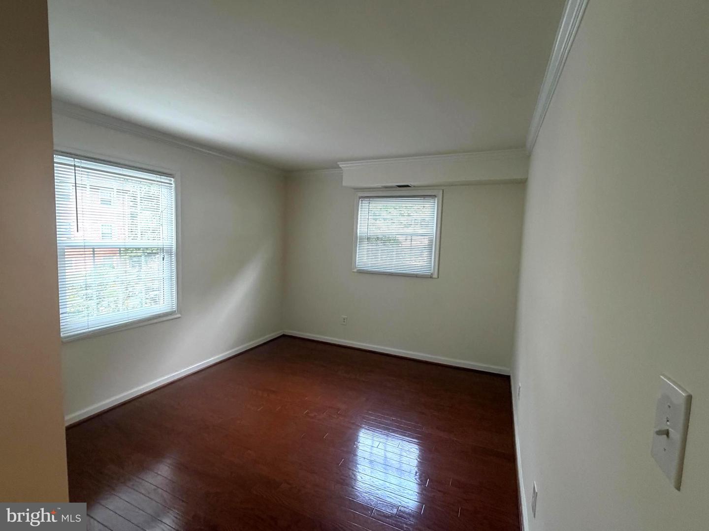 3814 Lyndhurst Dr #103 Property Photo 8