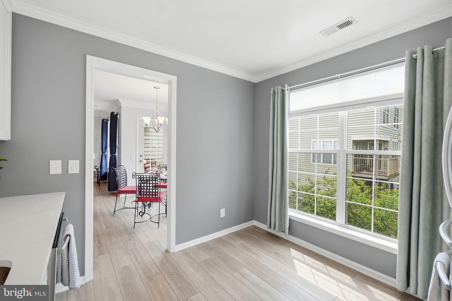 10359 Sager Ave #302 Property Photo 17