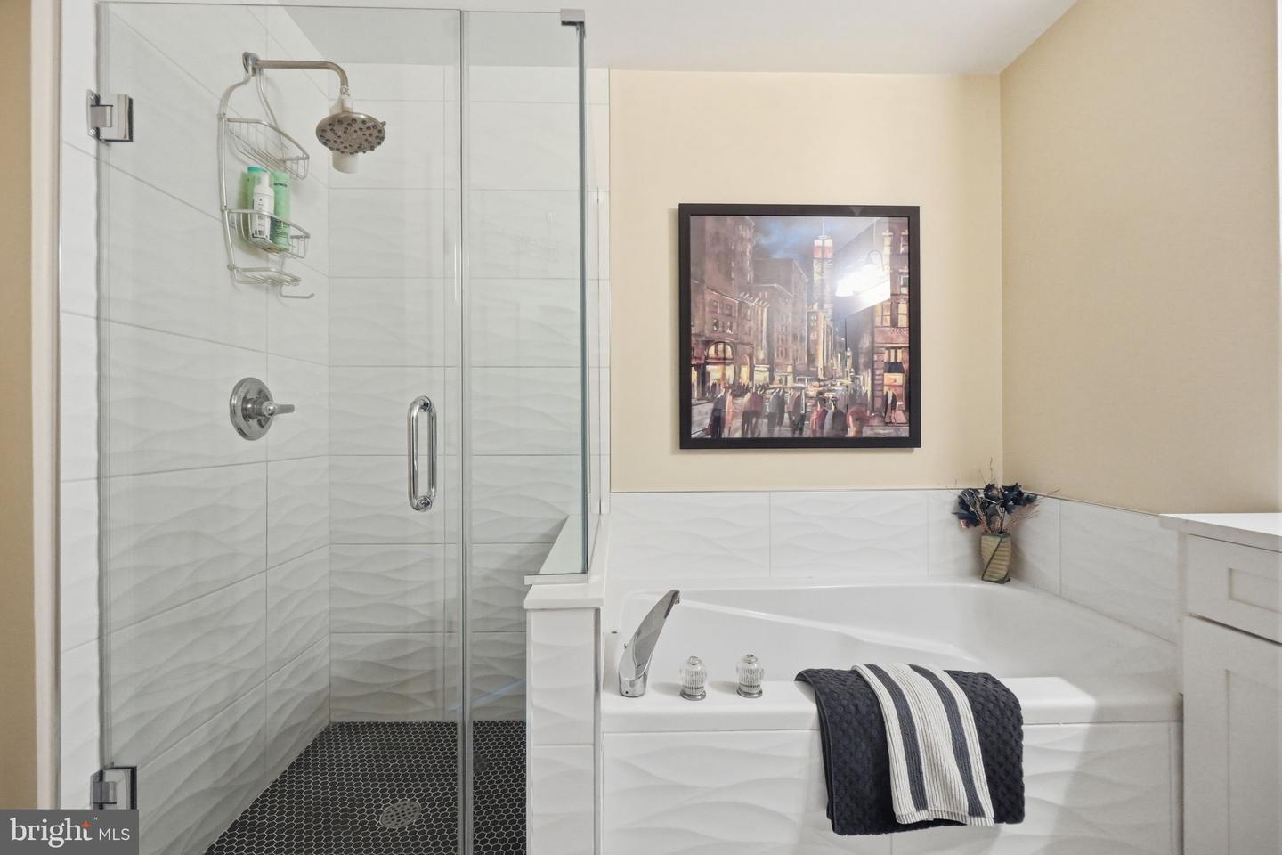 10359 Sager Ave #302 Property Photo 22