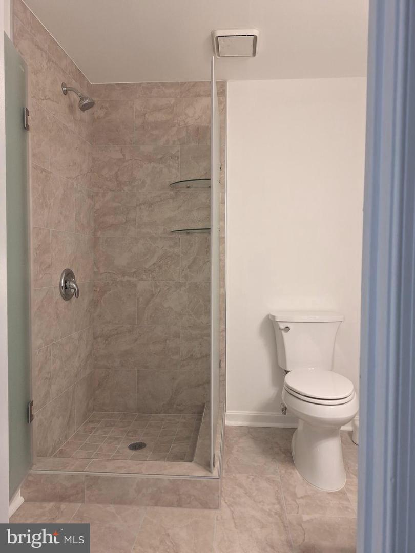 10506 Oak Pl Property Photo 11