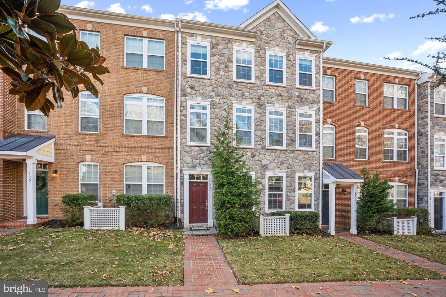 4304 Edosomwan Ln Property Photo 1