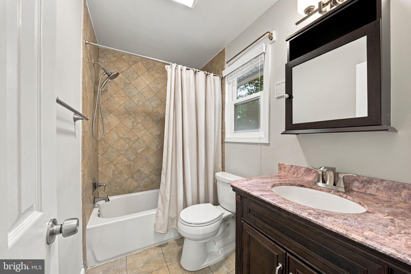 3713 Randolph St Property Photo 29