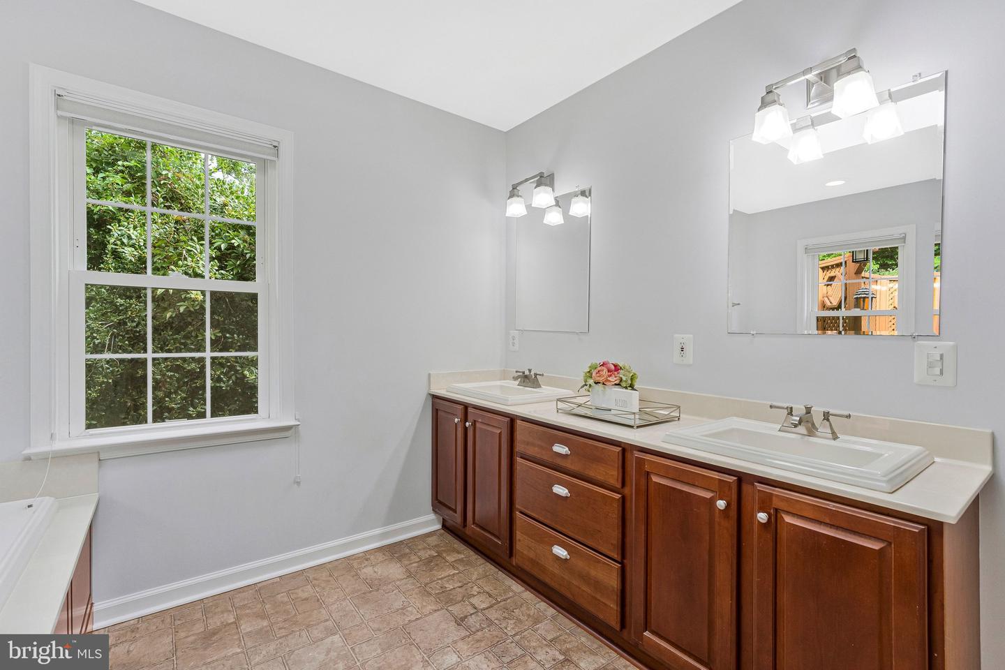 3600 Hill St Property Photo 17