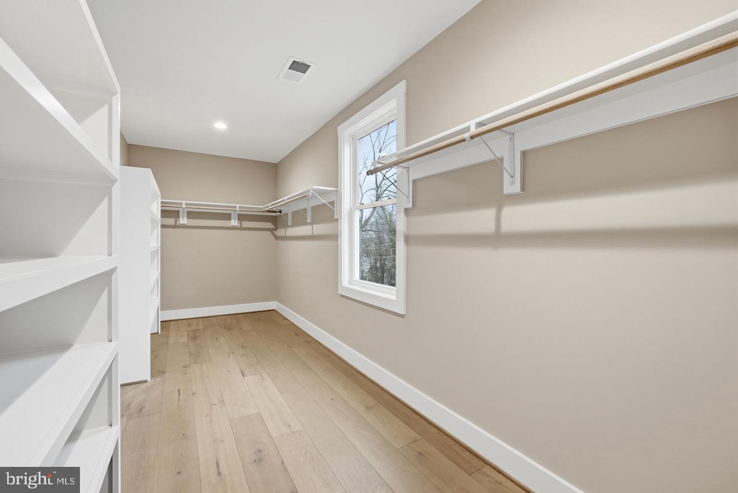 3410 Burrows Ave Property Photo 42