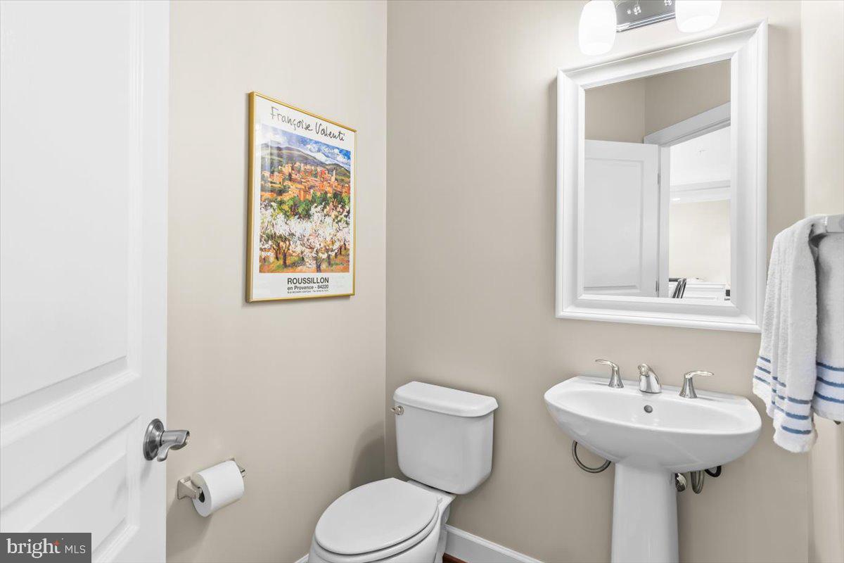 4057 Glendale Way Property Photo 16
