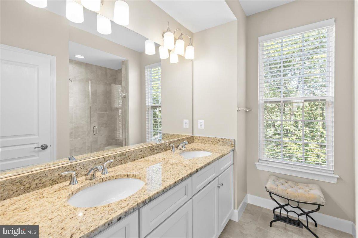 4057 Glendale Way Property Photo 22