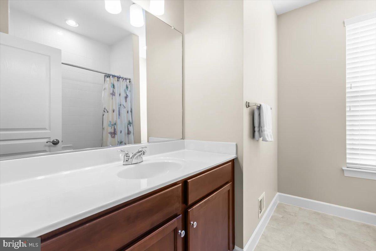 4057 Glendale Way Property Photo 27