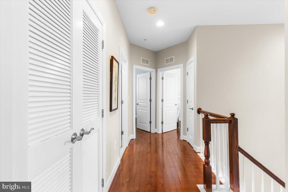 4057 Glendale Way Property Photo 28