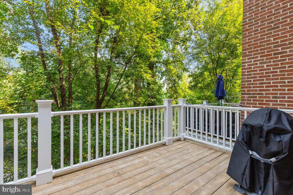 4057 Glendale Way Property Photo 36