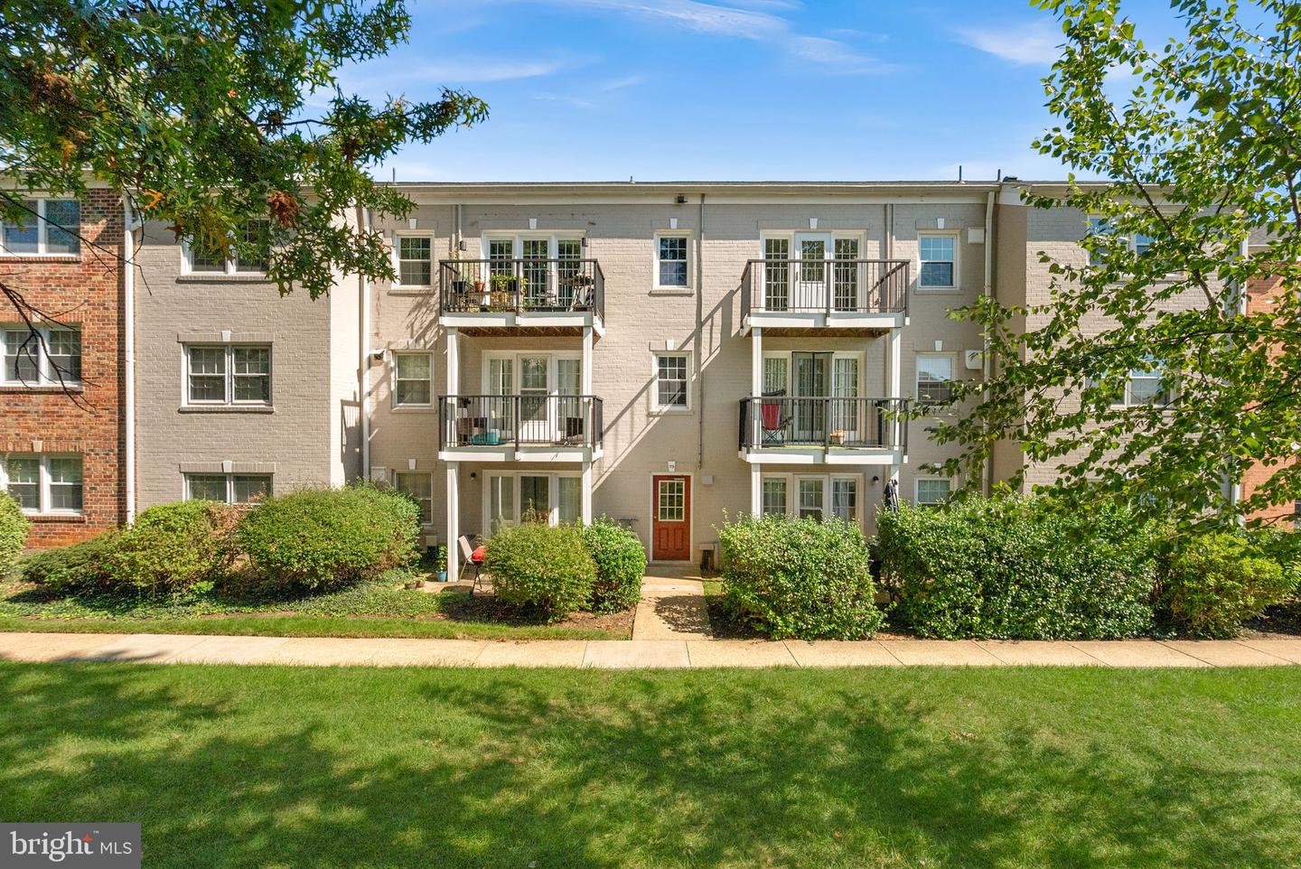 9479 Fairfax Blvd #302 Property Photo 24
