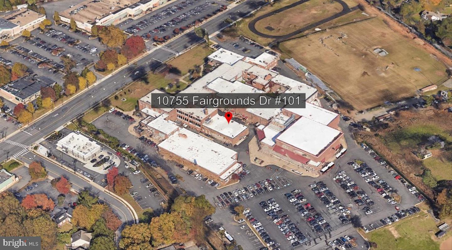 10755 Fairgrounds Dr #101 Property Photo 2