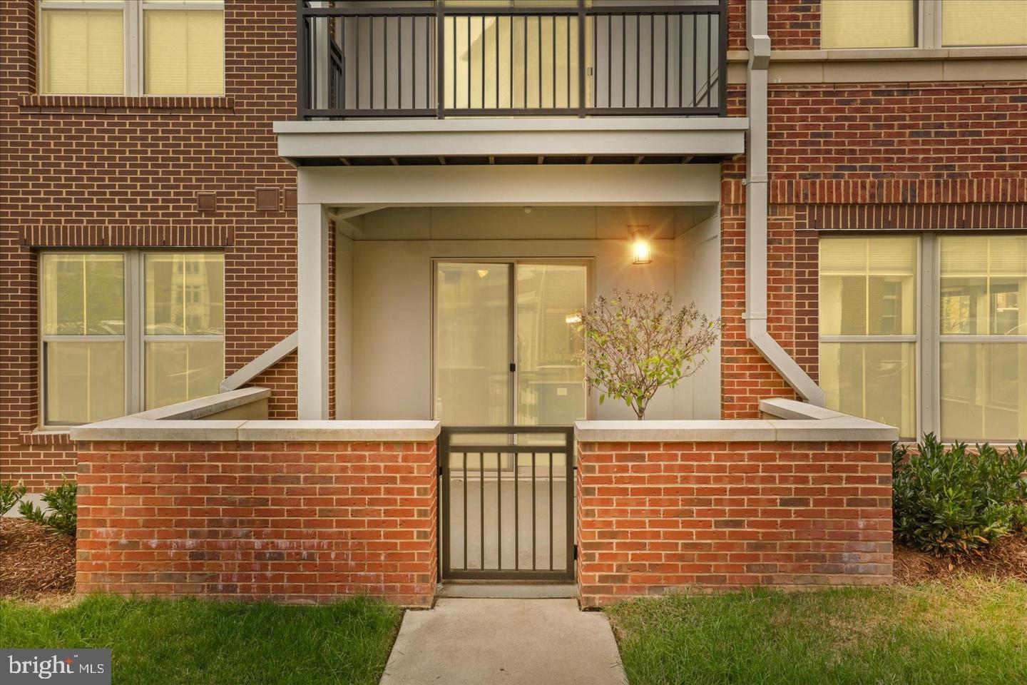 10755 Fairgrounds Dr #101 Property Photo 3