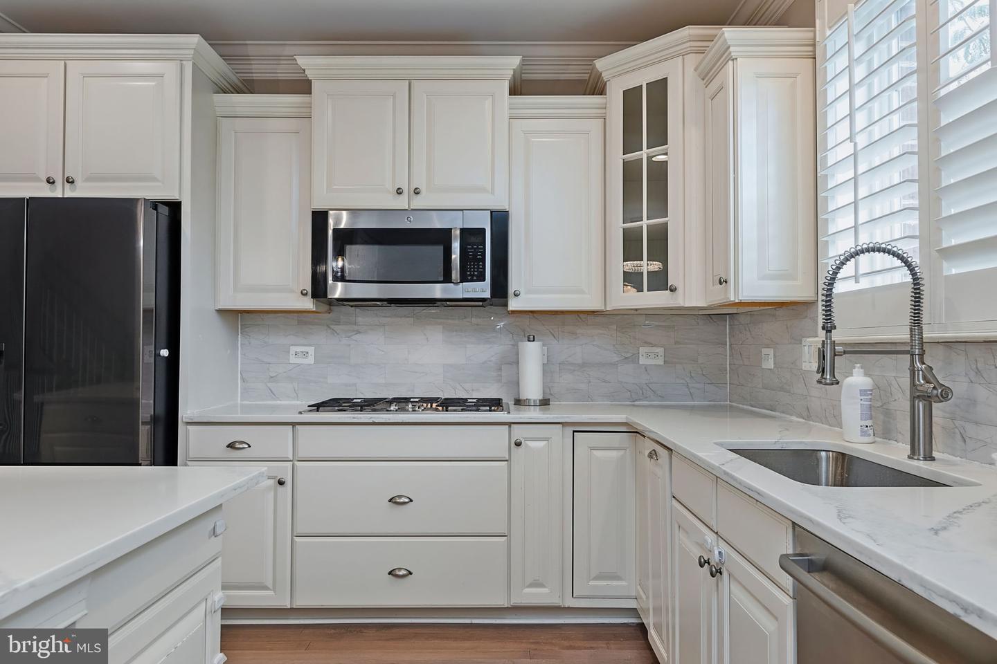 10601 School St Property Photo 5