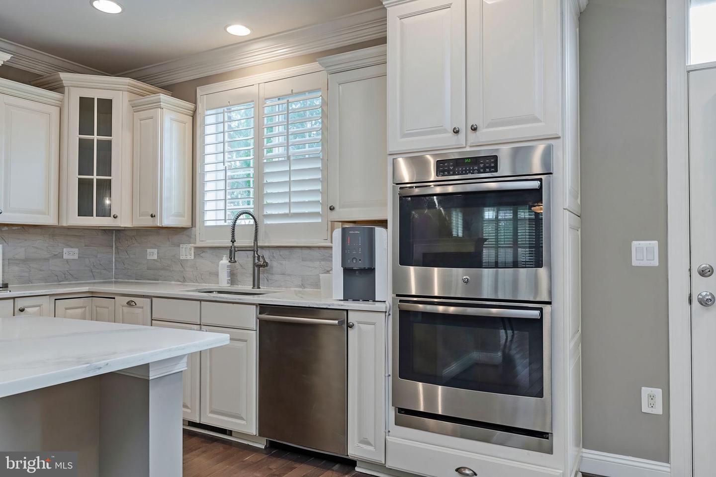 10601 School St Property Photo 6