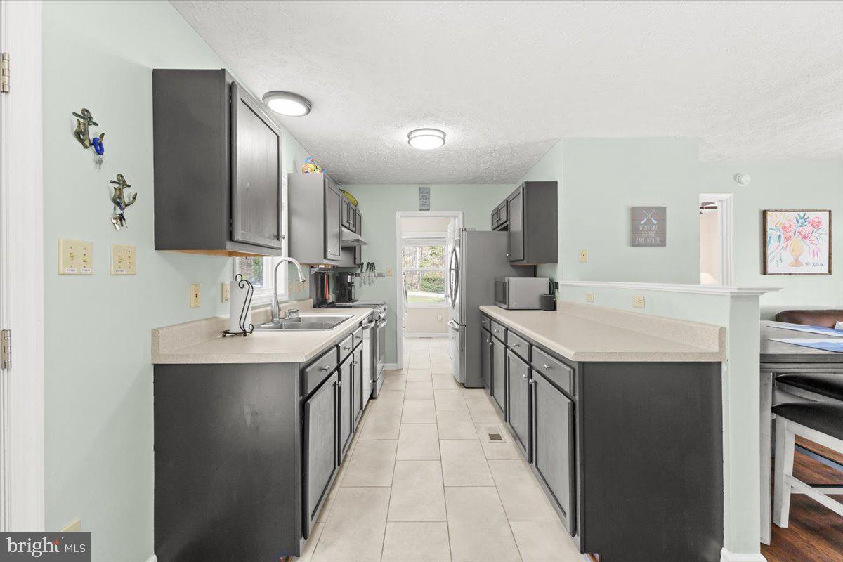 290 Dodee Ln Property Photo 11