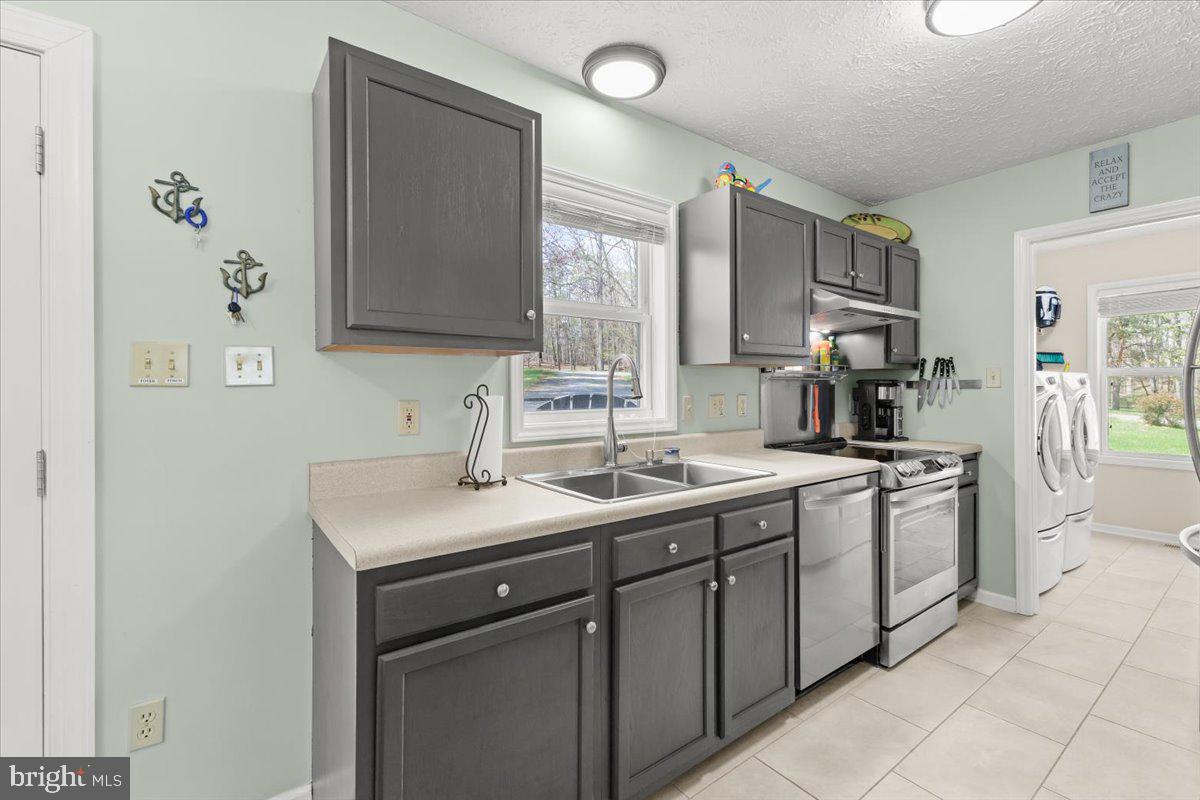 290 Dodee Ln Property Photo 13