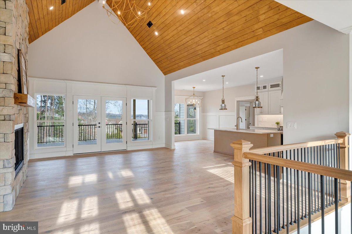 639 Compass Cove Cir Property Photo 16