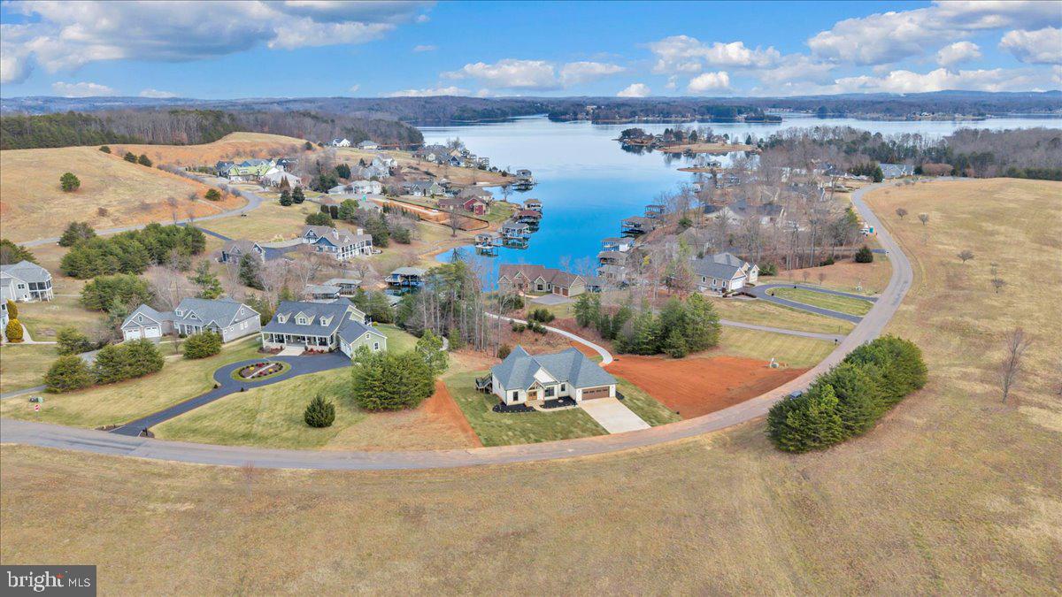 639 Compass Cove Cir Property Photo 104