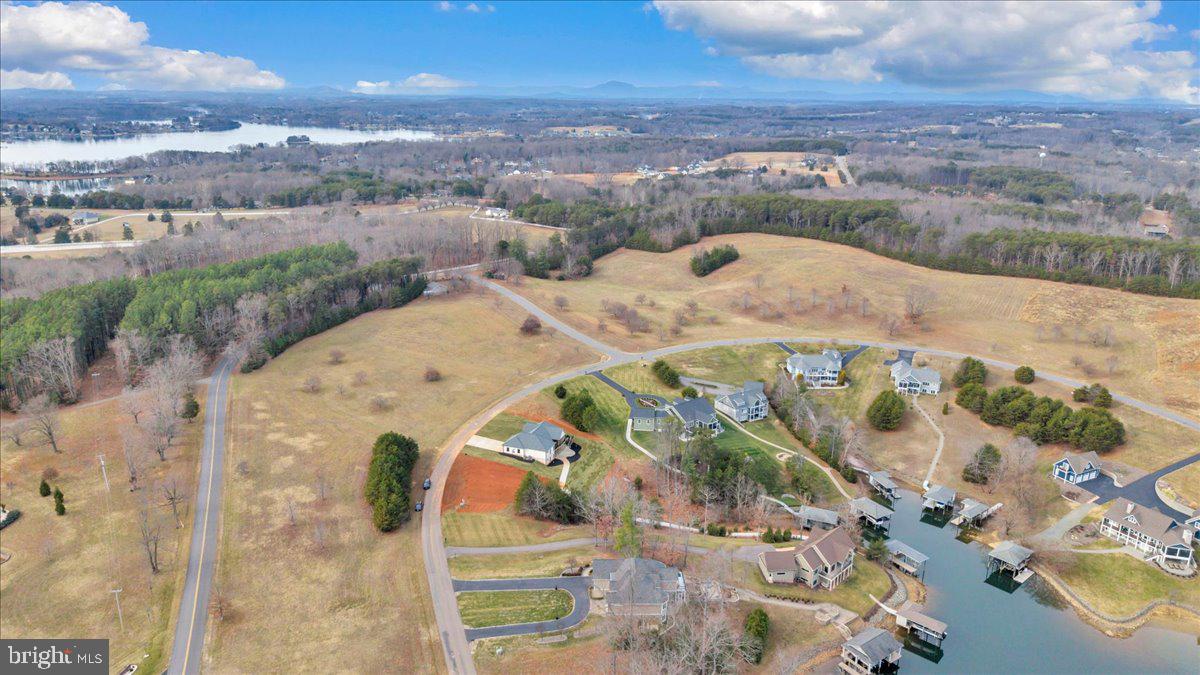 639 Compass Cove Cir Property Photo 123