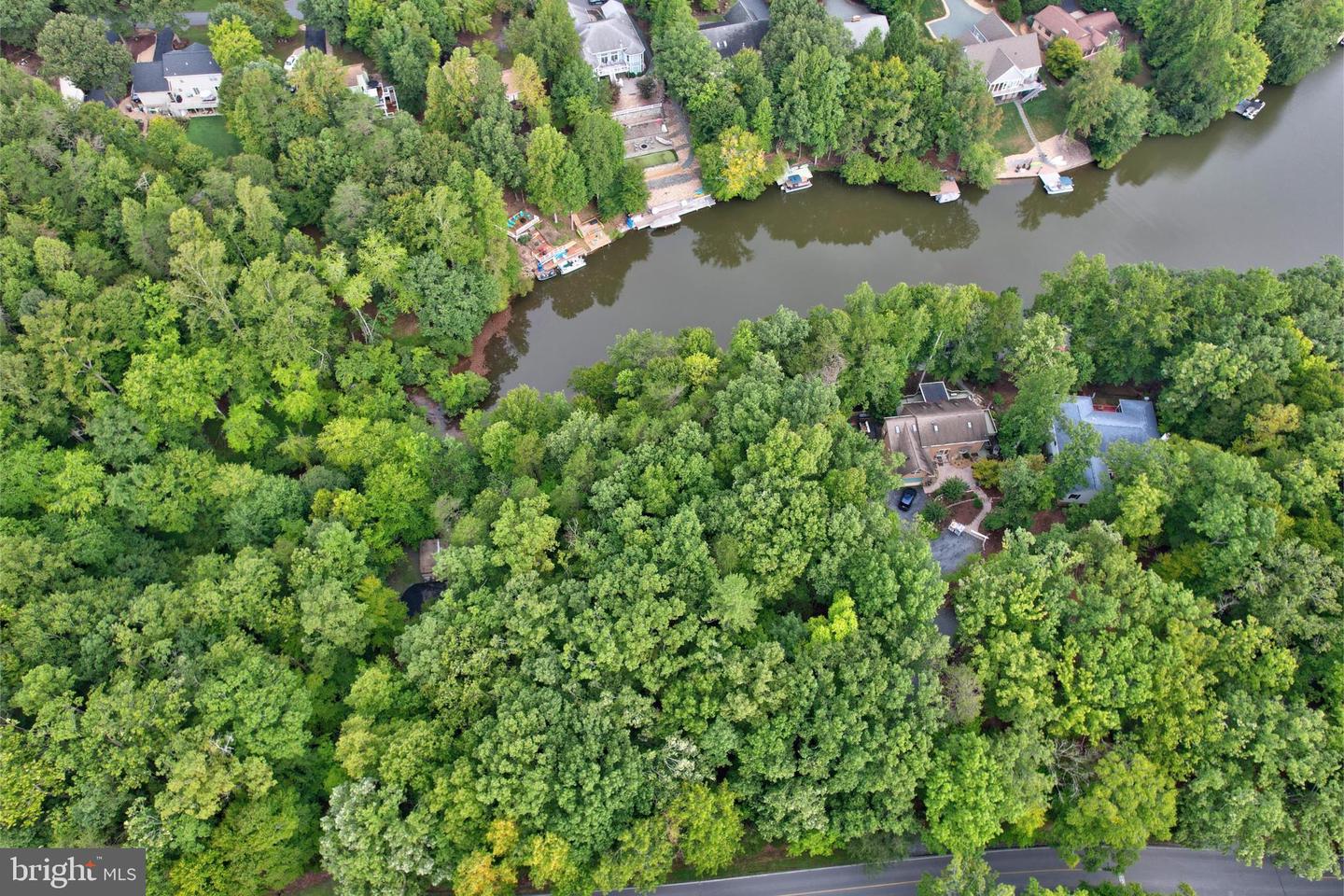 Jefferson Dr Property Photo 8