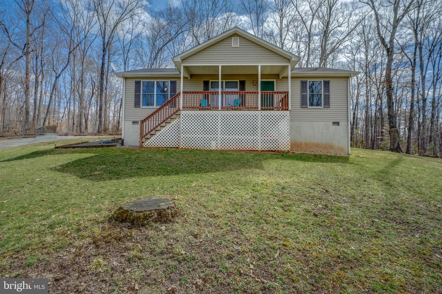 1831 Courthouse Rd Property Photo