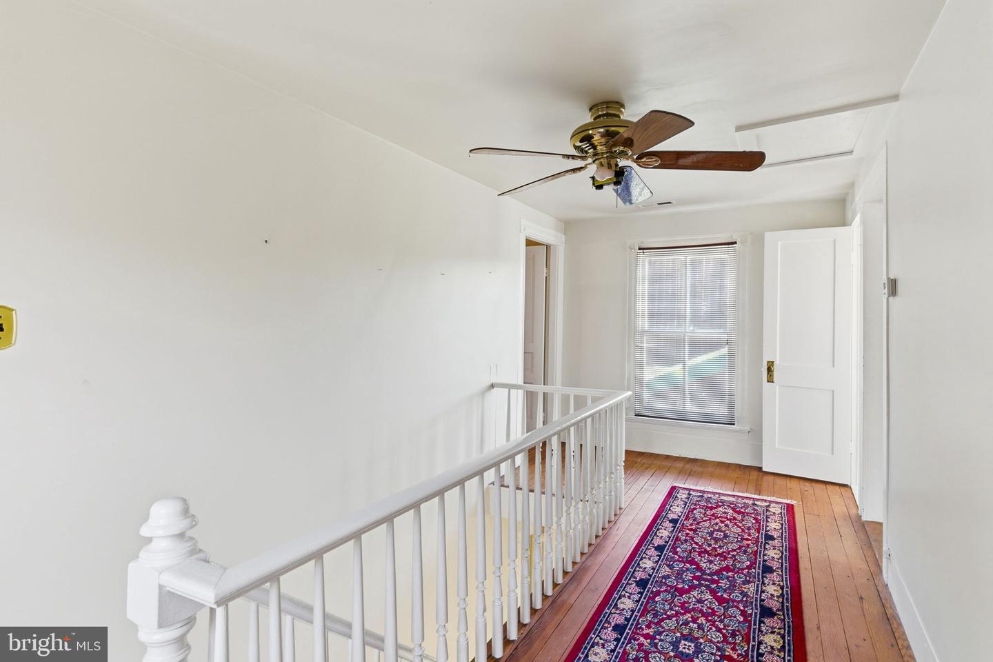 240 Stoneleigh Rd Property Photo 111