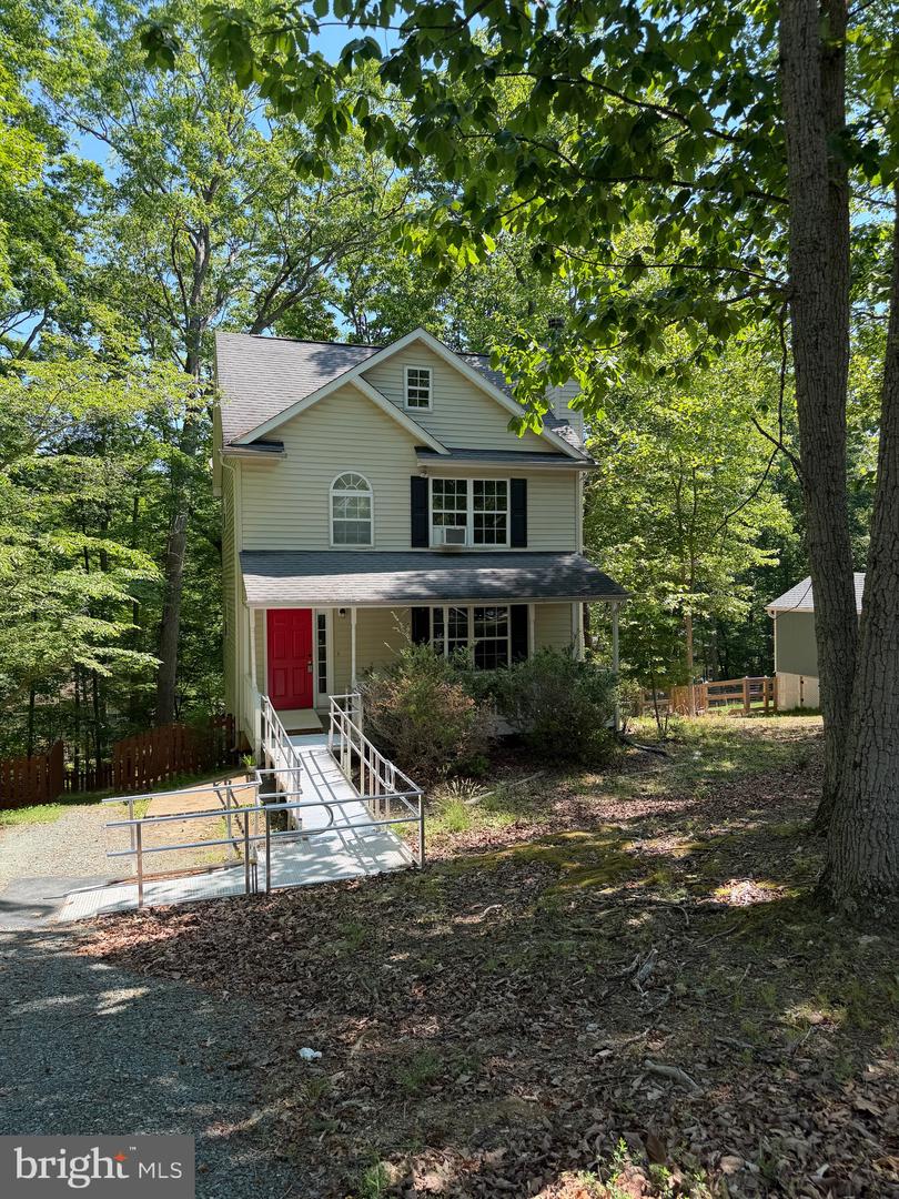 9 Austin Dr Property Photo 1
