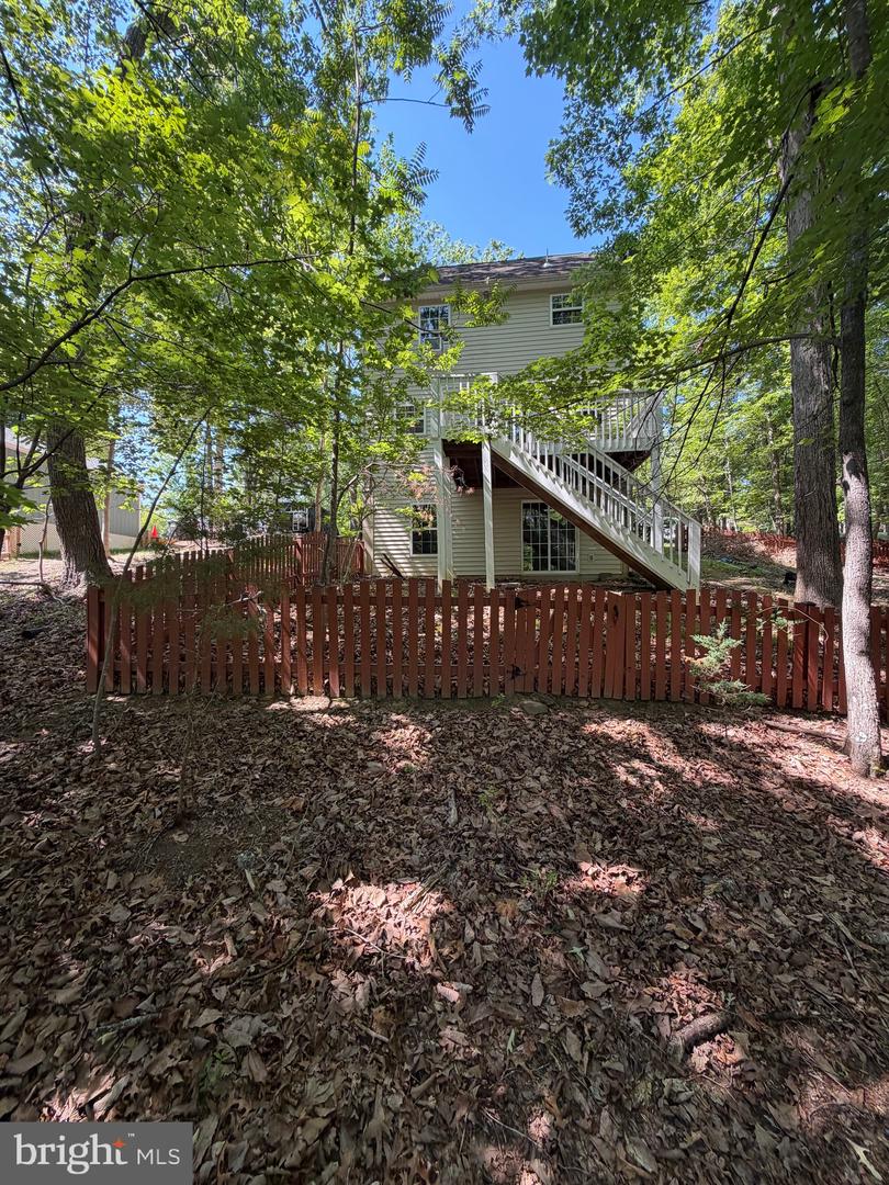 9 Austin Dr Property Photo 2