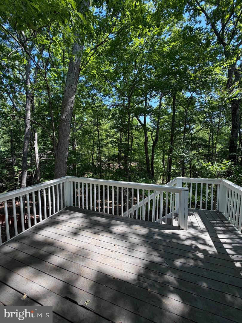 9 Austin Dr Property Photo 5