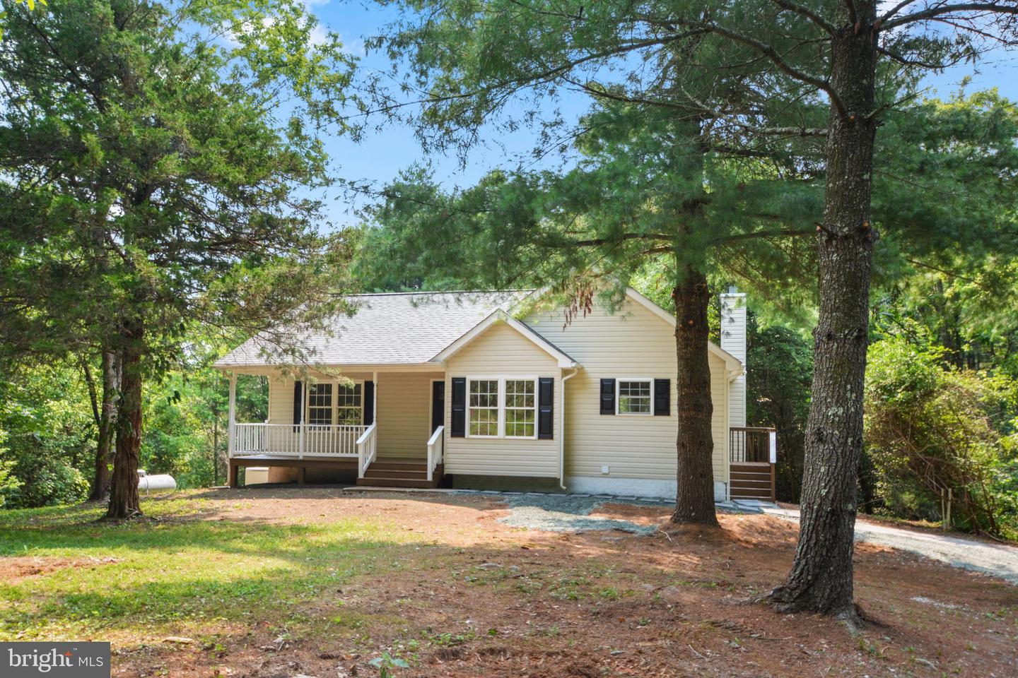 742 Albevanna Spring Rd Property Photo 1