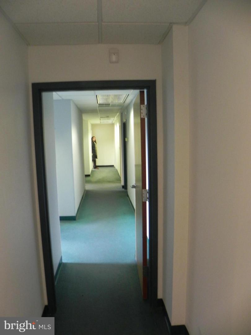 98-suite 52 Alexandria Tpke #suite 52 Property Photo 7