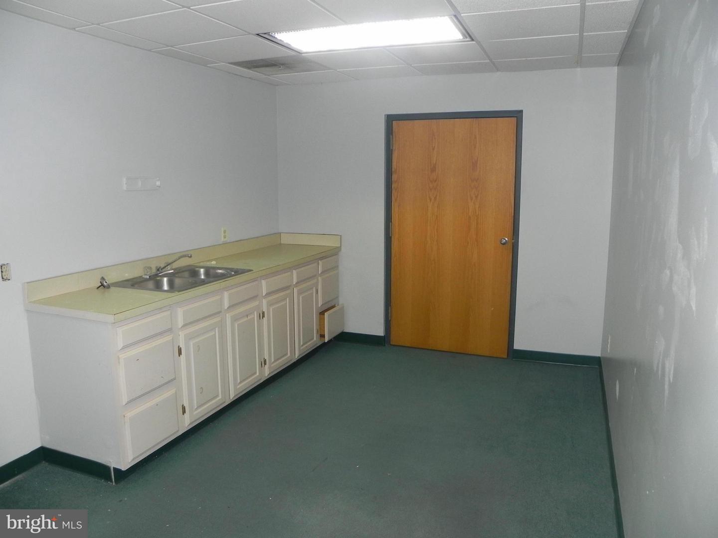 98-suite 52 Alexandria Tpke #suite 52 Property Photo 10