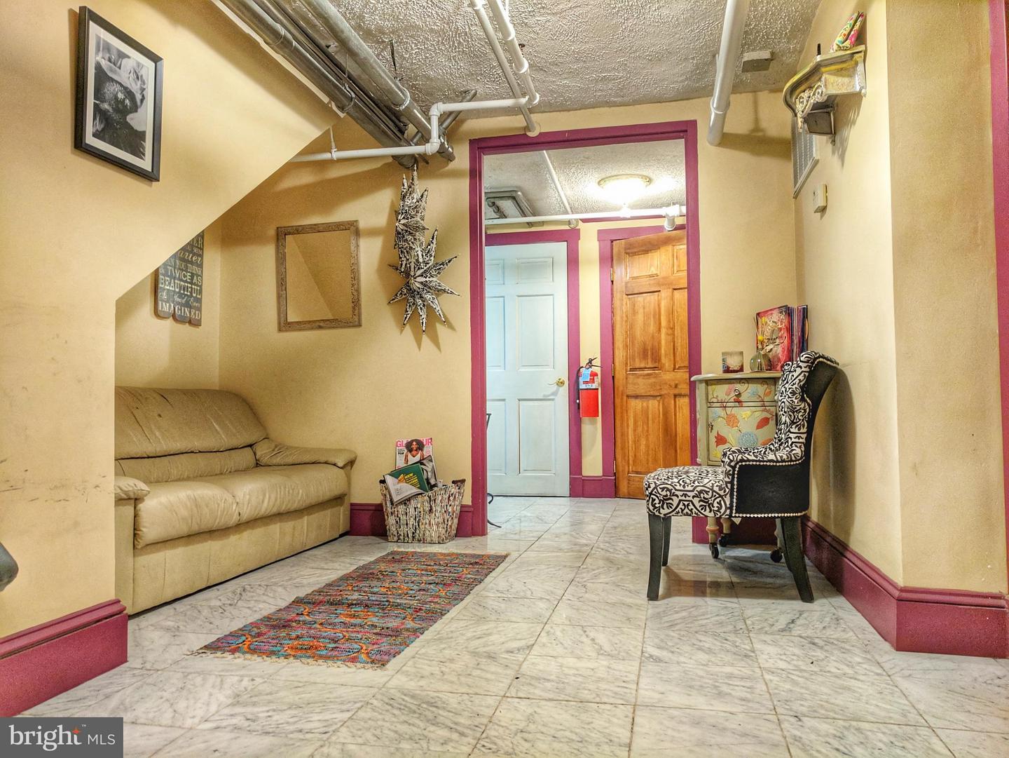 32 Waterloo St #g1 Property Photo 4