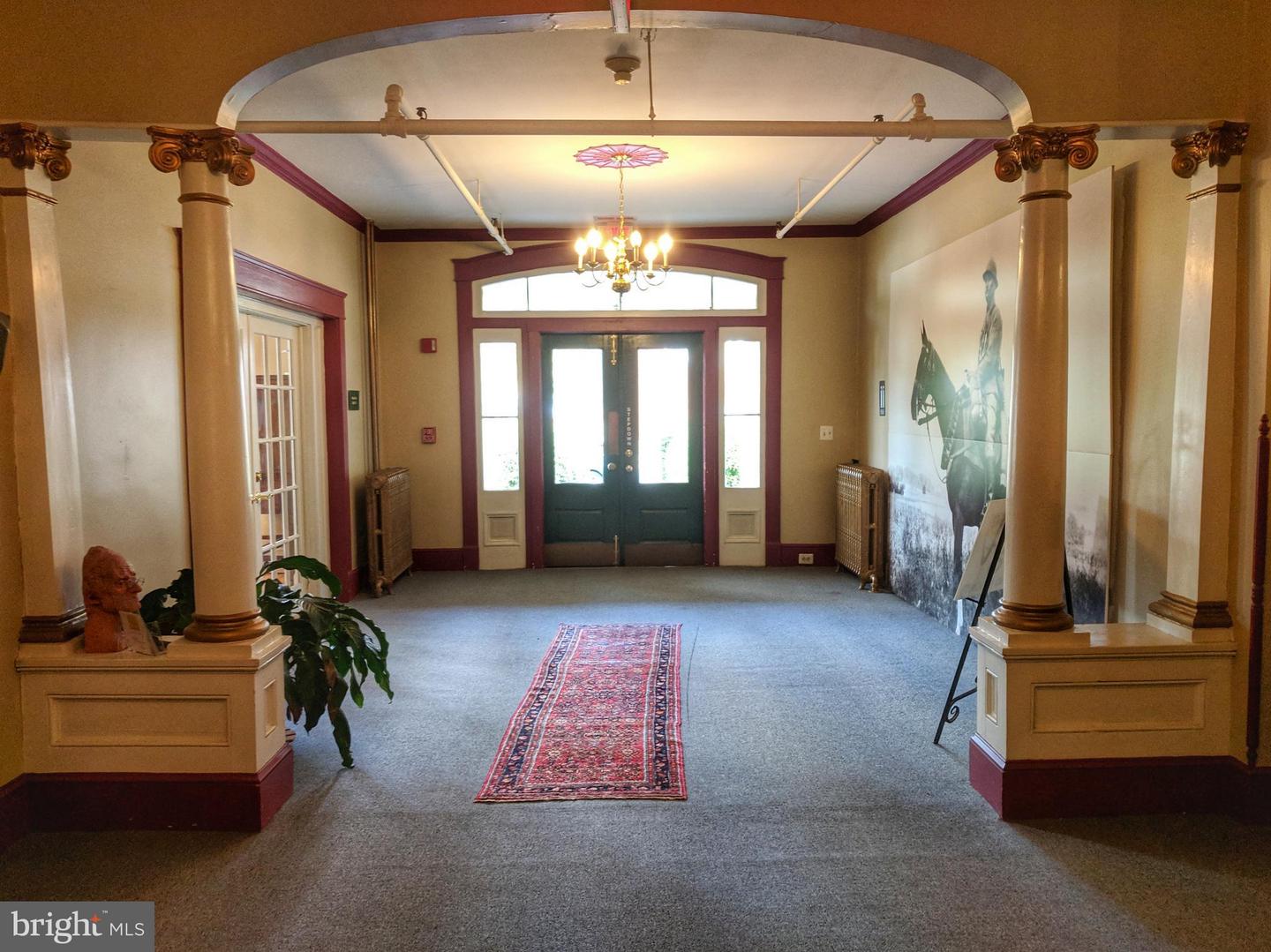 32 Waterloo St #g1 Property Photo 8